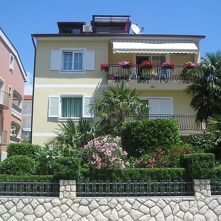 Family Apartments Ankica Криквеница Екстериор снимка