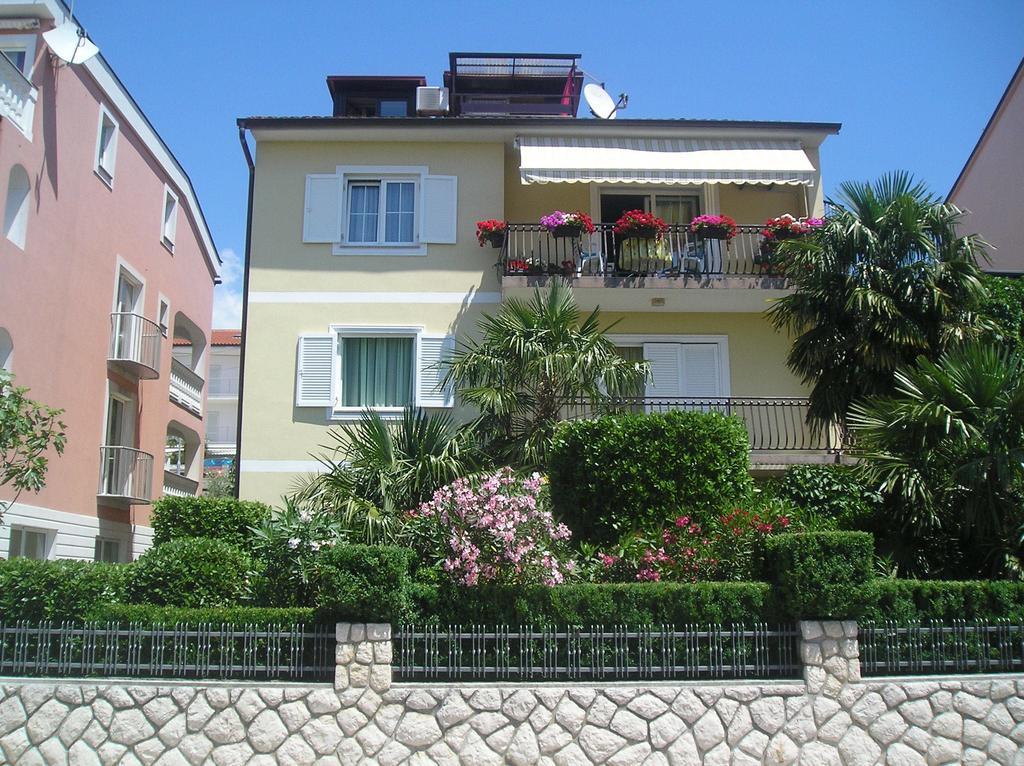 Family Apartments Ankica Криквеница Екстериор снимка